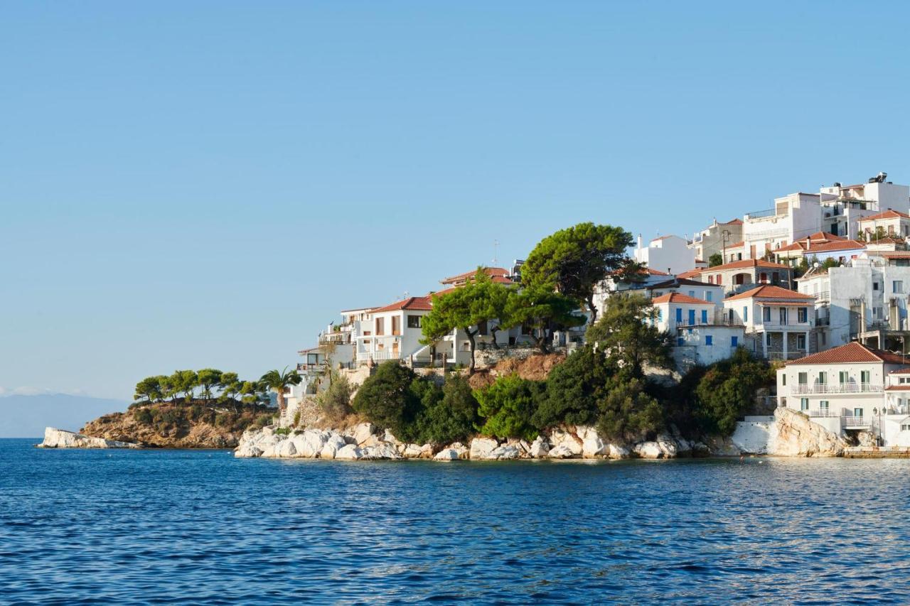 The Water Aparthotel Skiathos stad Exteriör bild