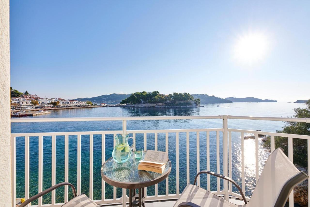 The Water Aparthotel Skiathos stad Exteriör bild