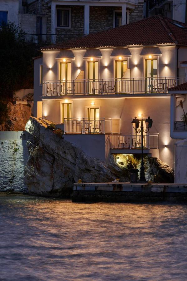 The Water Aparthotel Skiathos stad Exteriör bild