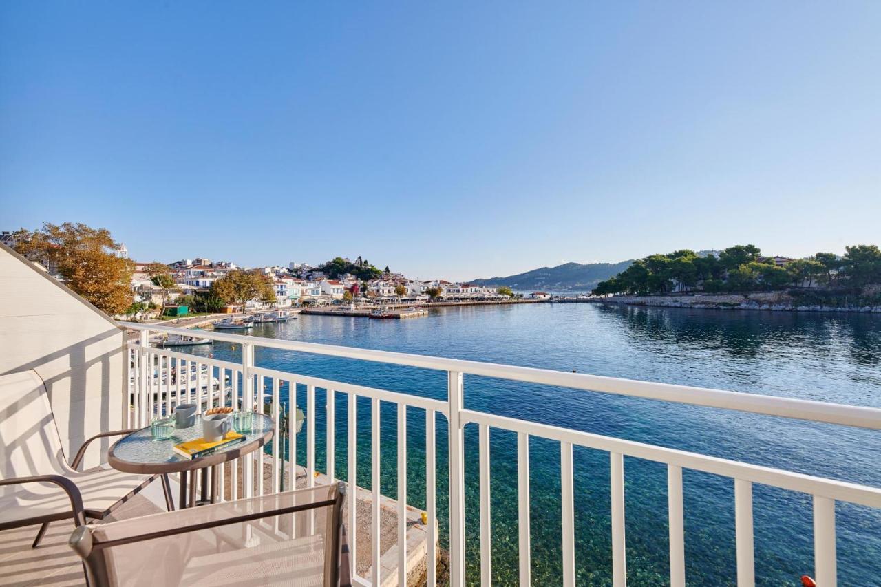 The Water Aparthotel Skiathos stad Exteriör bild
