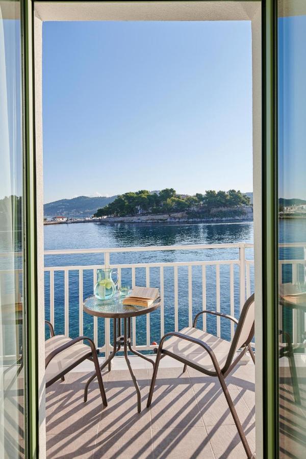 The Water Aparthotel Skiathos stad Exteriör bild